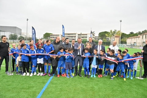Michaël Delafosse lors de l’inauguration de la nouvelle pelouse du stade Paul Valéry