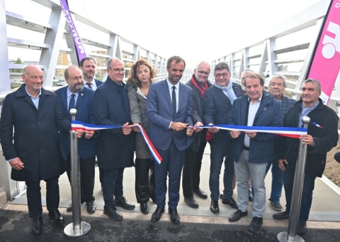 Michaël Delafosse lors de l’inauguration de la passerelle piétons-vélos entre Pérols et Carnon