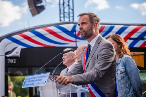 inauguration Bustram A