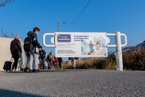 Photo d'enfants dans une "Rue aux écoliers"